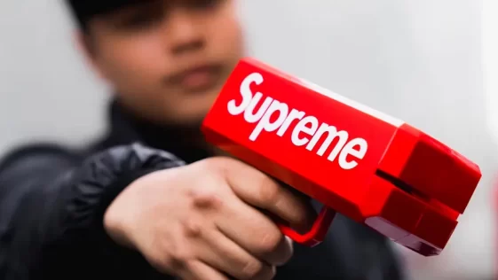 Pistolet à billet Supreme