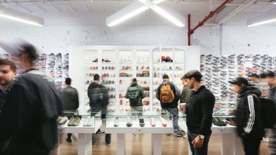 comment connaitre le prix d'une sneakers