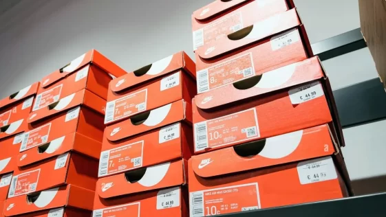 Sneakers Quand les revendeurs ruinent la culture Baskets